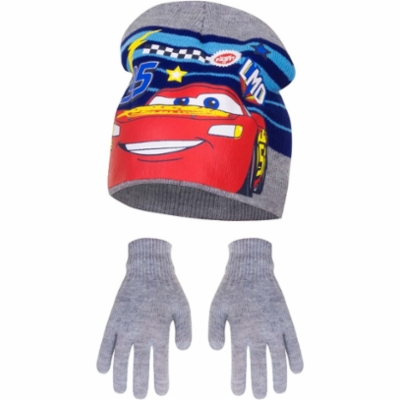 Cars_hats_and_gloves_C.jpg&width=400&height=500